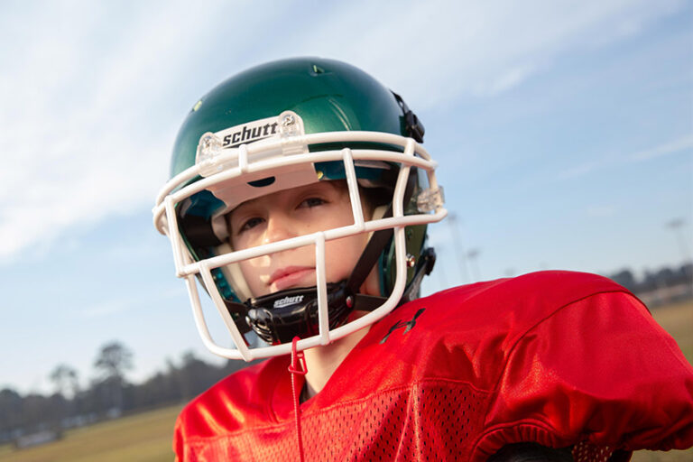 how-to-put-a-chin-strap-on-a-football-helmet