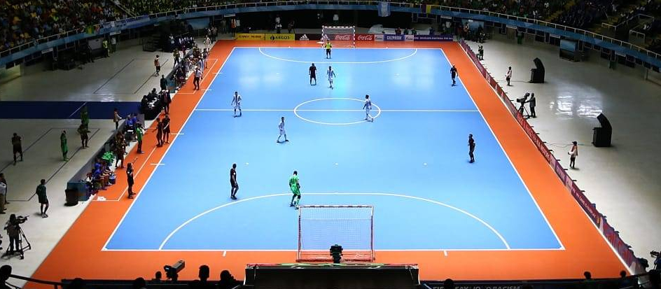 What's The Difference Between Indoor Soccer and Futsal?