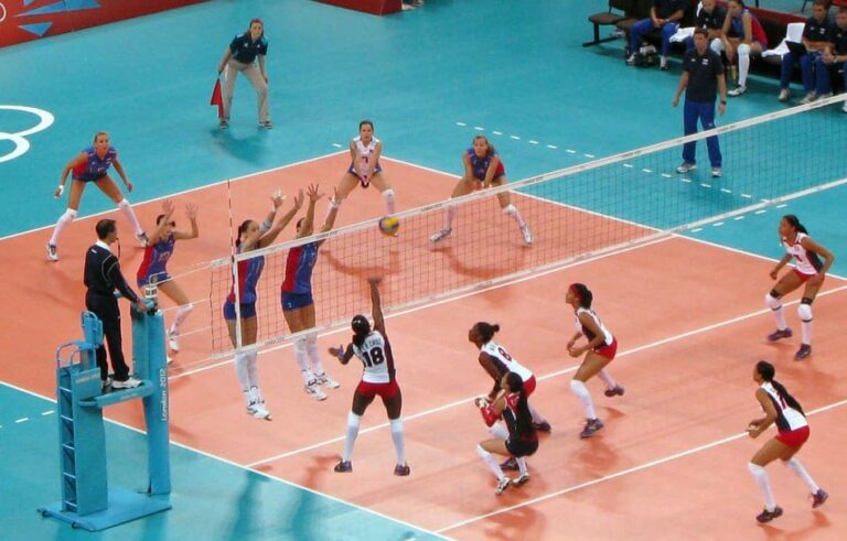 Attack Line In Volleyball - How to Effectively Attack the Line in ...