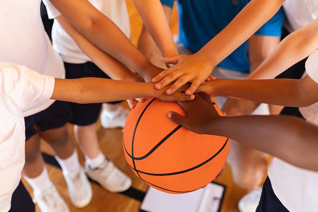 basketball teamwork