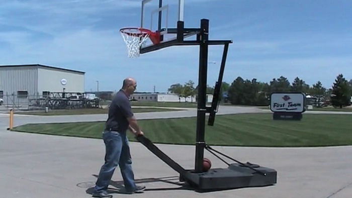 tips for filling a portable basketball hoop coastalfloridasportspark 3